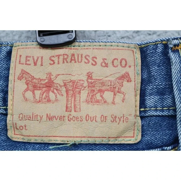 Levi's Type 1 Western Blue Denim Skirt-Size Small-Pockets-Front Slit - Picture 9 of 9